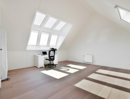 Jak optycznie powiększyć pokój?